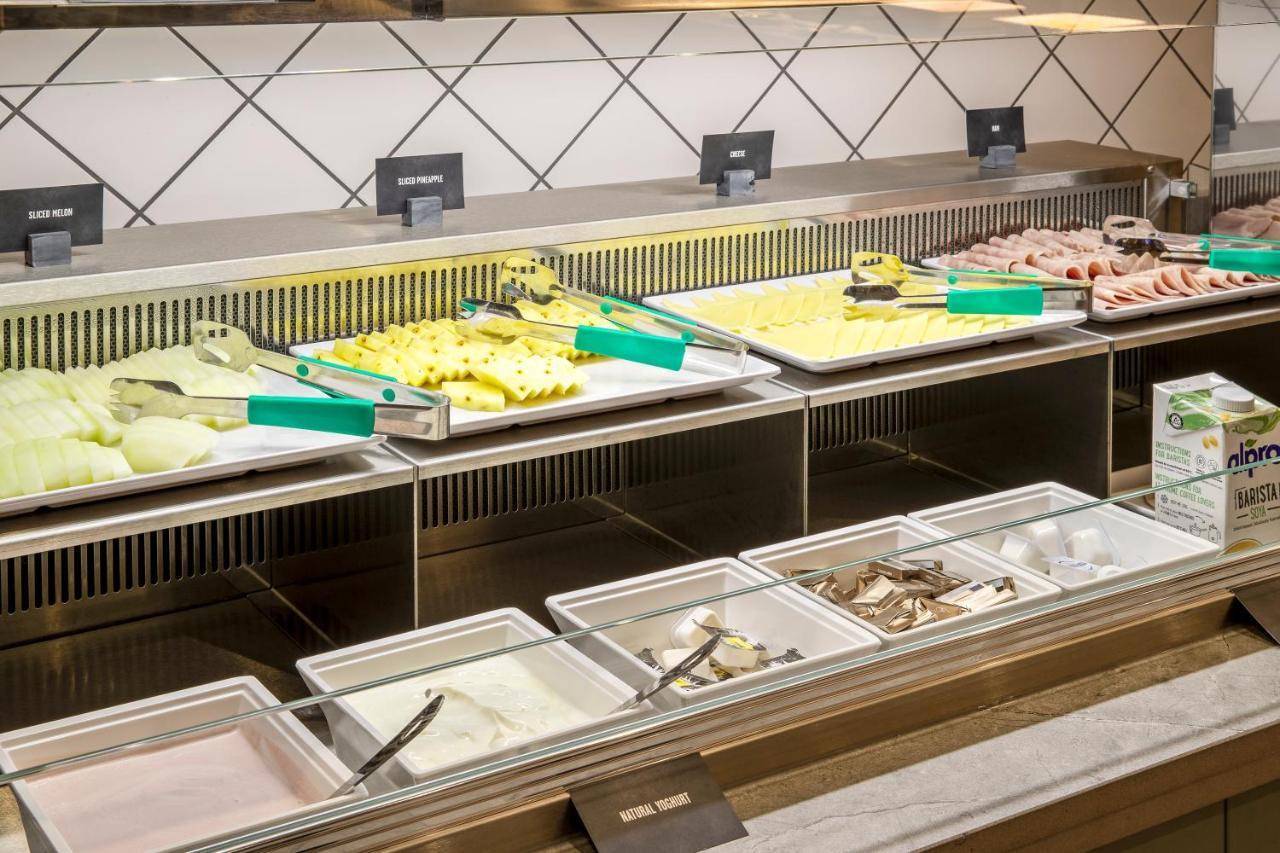 Hampton By Hilton Отель