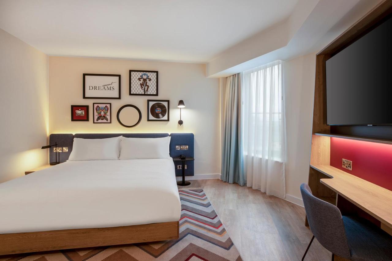 Hampton By Hilton Отель Лондон