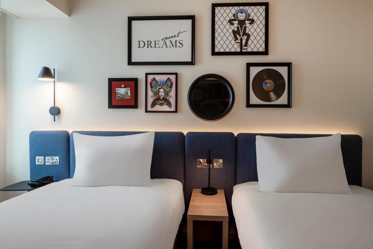 Отель Hampton By Hilton 4*