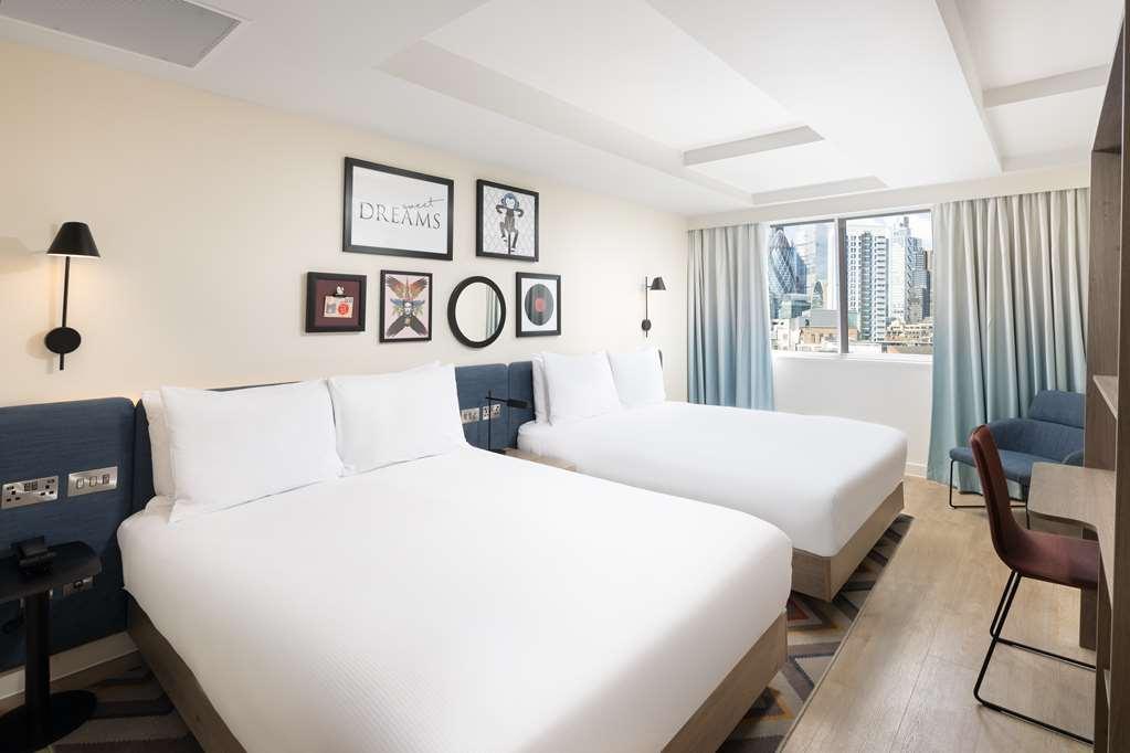 Отель Hampton By Hilton 4*