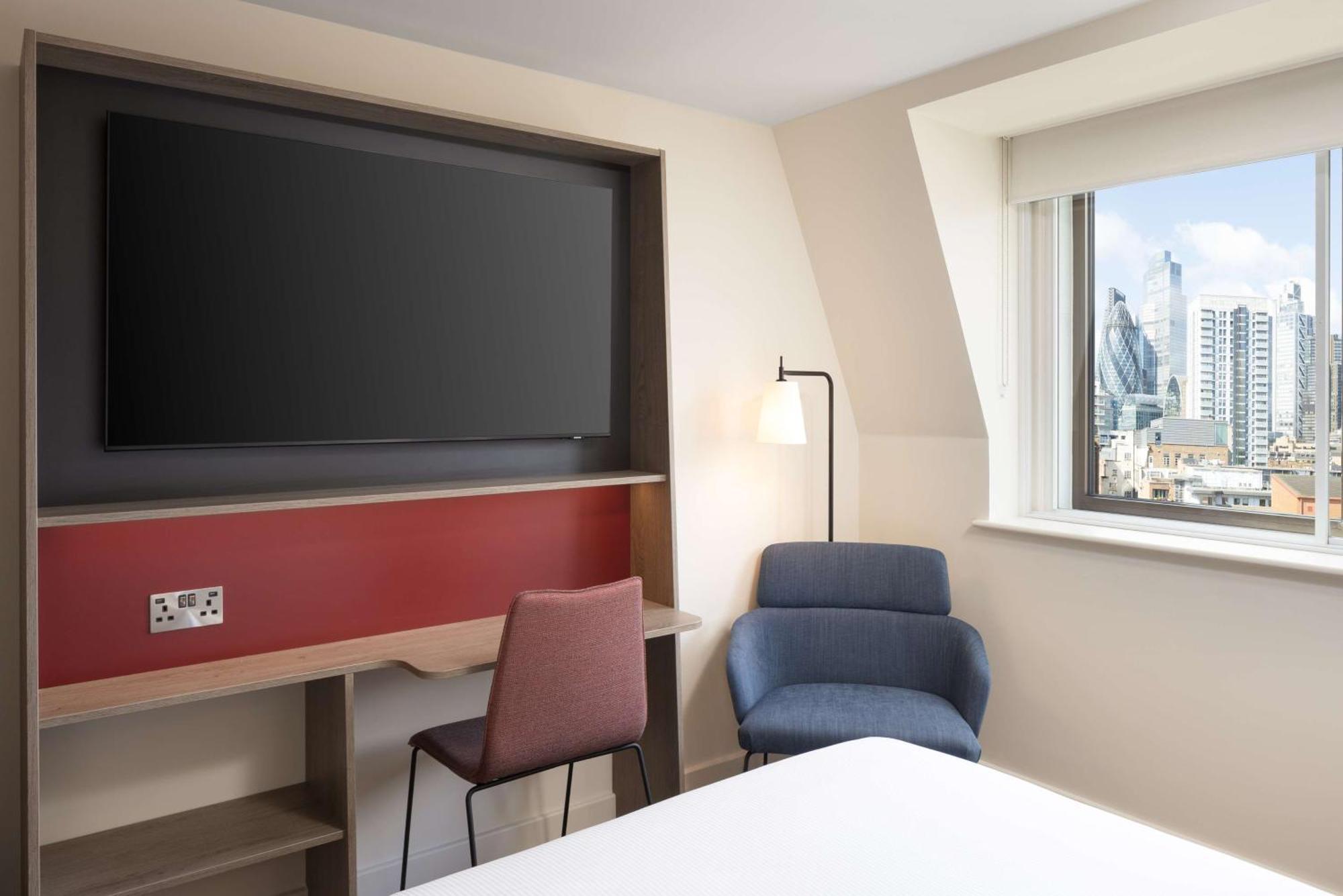 Hampton By Hilton Отель 4*