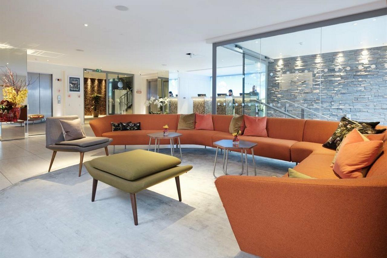 Отель Hampton By Hilton Лондон