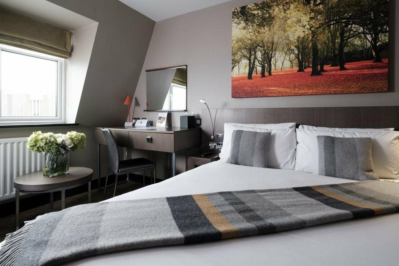 Отель Hampton By Hilton 4*